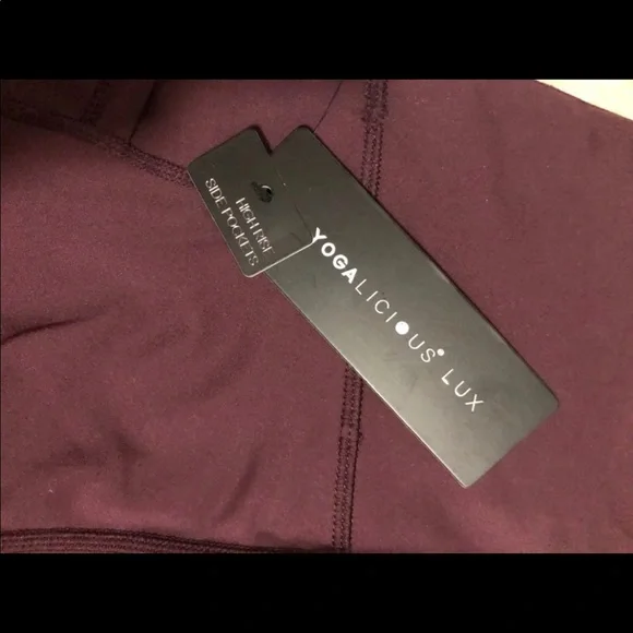 Yogalicious short leggings with pockets - Picture 5 of 6